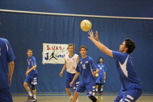 Will Thibodeau ('16) passes a ball. Photo by Andy Kim