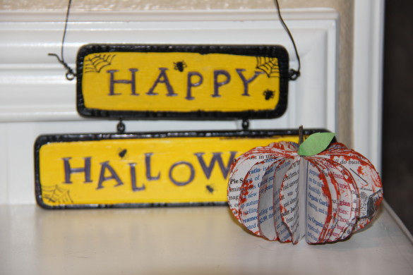 Book Page Pumpkin. Photo by Julia Pacis