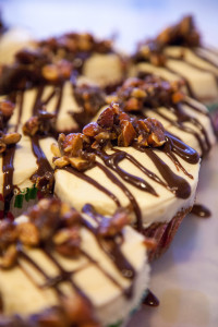 by Kristie Hoang, Editor-in-Chief Pumpkin spice cupcakes are something fun, new, and different to bake during Thanksgiving Break. 